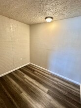 634 S Front St in Earlimart, CA - Building Photo - Building Photo