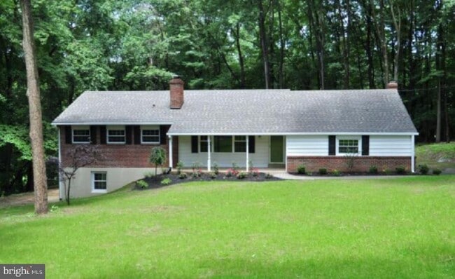 property at 473 Linvill Rd
