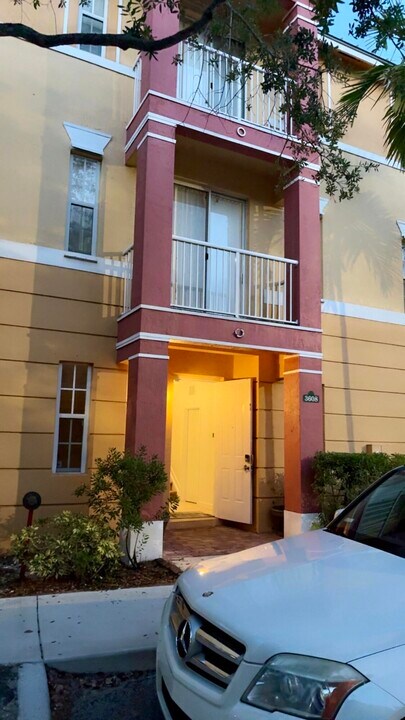 3608 Shoma Dr in West Palm Beach, FL - Building Photo