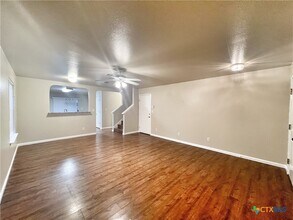 364 Starling Creek in New Braunfels, TX - Building Photo - Building Photo