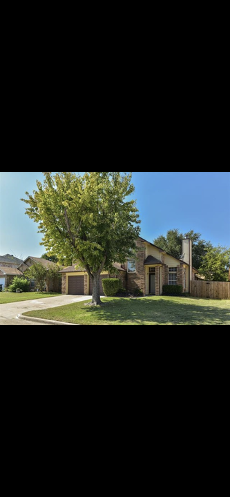 8408 Ohara Ln in Fort Worth, TX - Building Photo