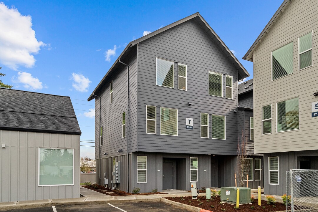 Fir Grove in Vancouver, WA - Foto de edificio