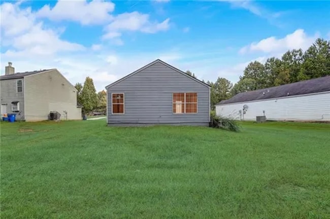 3865 Cypress Pointe Dr in Union City, GA - Building Photo - Building Photo