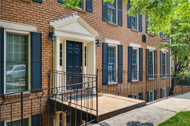 property at 1101 Collier Rd NW