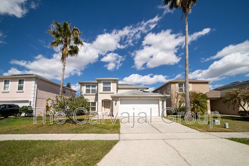 1215 Kempton Chase Pkwy in Orlando, FL - Building Photo
