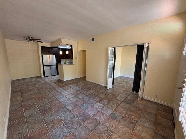 9 Silktassel, 147 in Rancho Santa Margarita, CA - Building Photo - Building Photo