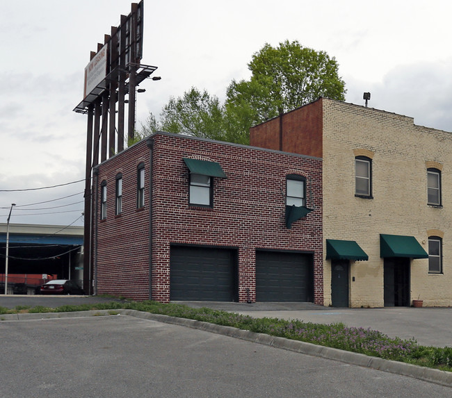 415 W Depot Ave in Knoxville, TN - Building Photo - Building Photo