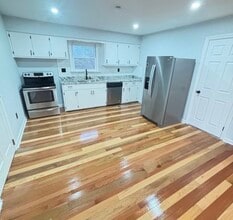 6381 Elevation Rd in Benson, NC - Building Photo - Building Photo