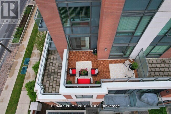 B-8228 Birchmount Rd in Markham, ON - Building Photo - Building Photo