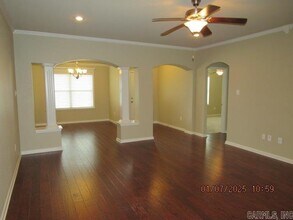 2755 Gladstone Dr in Conway, AR - Foto de edificio - Building Photo