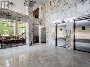 2600 Bathurst St in Toronto, ON - Building Photo - Building Photo