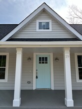 19 Furman St in Greenville, SC - Foto de edificio - Building Photo