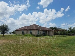 8314 N Val Verde Rd in Donna, TX - Building Photo - Building Photo