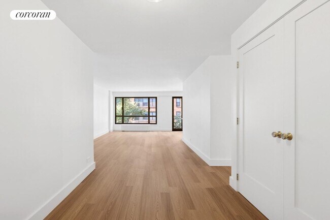 501 E 87th St in New York, NY - Building Photo - Building Photo