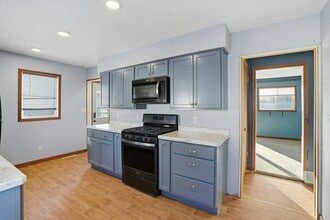 617 5th St SE in East Grand Forks, MN - Building Photo - Building Photo