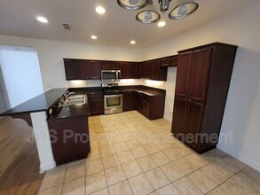 11785 Rose Wind Ct in Rancho Cordova, CA - Building Photo - Building Photo