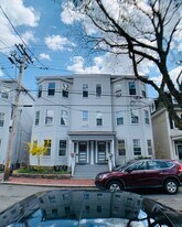 62 Pleasant St, Unit 2 in Cambridge, MA - Building Photo