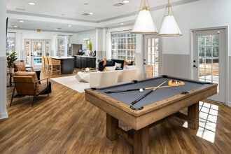 Landings at Sweetwater Creek in Lithia Springs, GA - Foto de edificio - Building Photo
