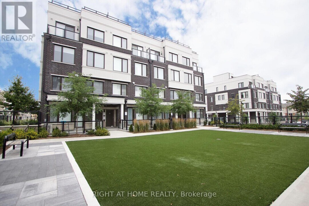 1711-1711 Pure Springs Blvd. in Pickering, ON - Building Photo