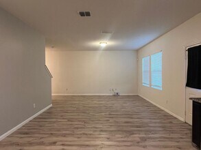 5410 Rue Girard in Converse, TX - Building Photo - Building Photo