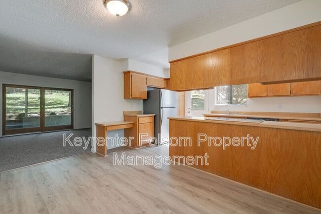 211 Sandy Ct in Diamond Springs, CA - Building Photo - Building Photo