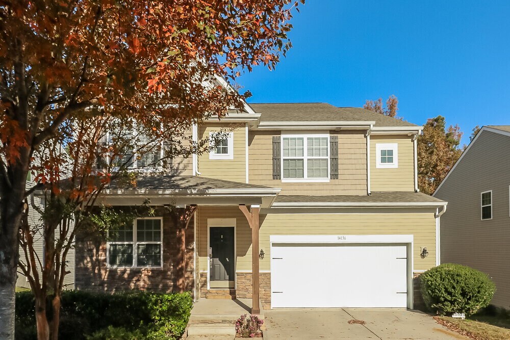 14136 Green Birch Dr in Pineville, NC - Building Photo