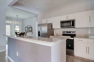 Heritage Deerwood in Jacksonville, FL - Building Photo