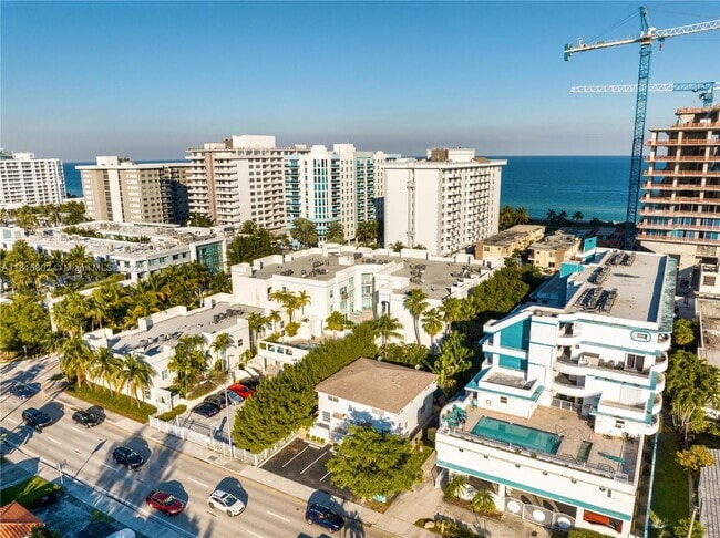 9165 Harding Ave in Surfside, FL - Building Photo - Building Photo