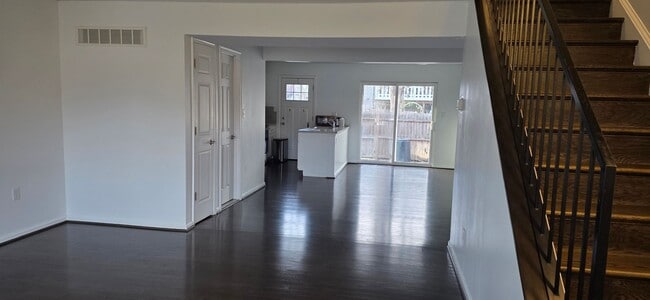 537 Carrollton Dr in Frederick, MD - Building Photo - Building Photo