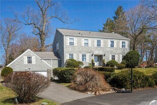 59 Clinton Ave in Rye, NY - Building Photo