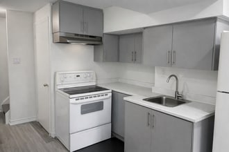 12 Horsham St in Brampton, ON - Building Photo - Building Photo
