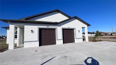 1009 NE 15th Ln in Cape Coral, FL - Building Photo - Building Photo