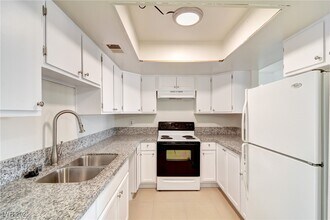 2981 Country Manor Ln in Las Vegas, NV - Building Photo - Building Photo