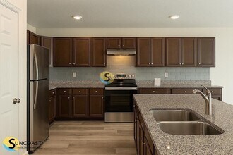 18 Unimay Ct, Unit B in Palm Coast, FL - Foto de edificio - Building Photo