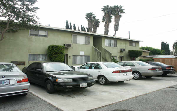 11515-11521 Ranchito St in El Monte, CA - Building Photo - Building Photo