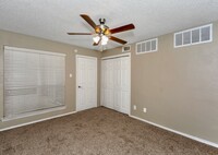 Spring Creek Apartments photo'