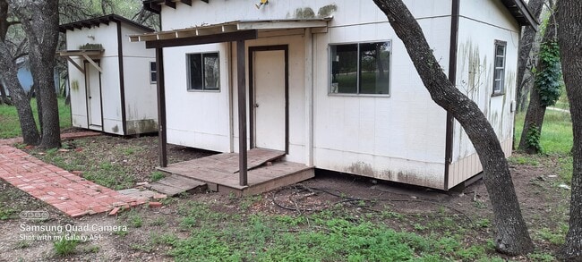 274 Kristine Ln in Kingsbury, TX - Building Photo - Building Photo