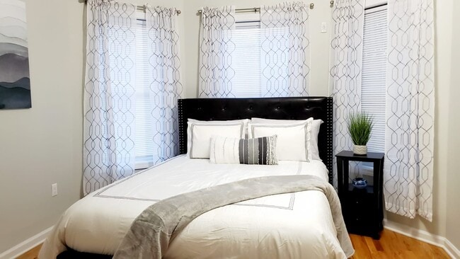 2339 Main St, Unit 1