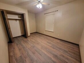 514 Mission Arch Dr in Roswell, NM - Building Photo - Building Photo