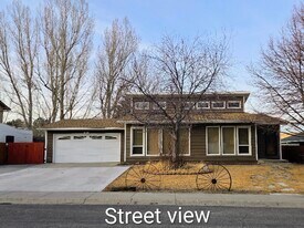 715 Sundance Dr in Green River, WY - Building Photo