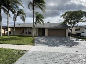 11830 NW 30th Pl in Sunrise, FL - Building Photo