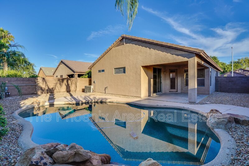 2573 E Detroit Pl in Chandler, AZ - Building Photo