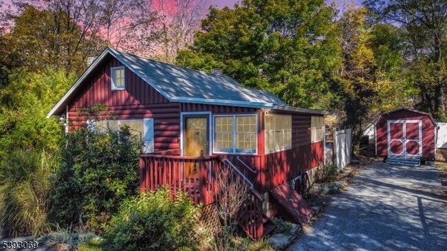 property at 215 Annisquam Rd