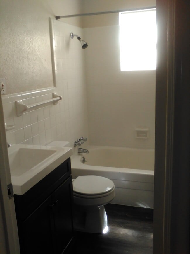 6205 Oram St, Unit G in Dallas, TX - Building Photo - Building Photo