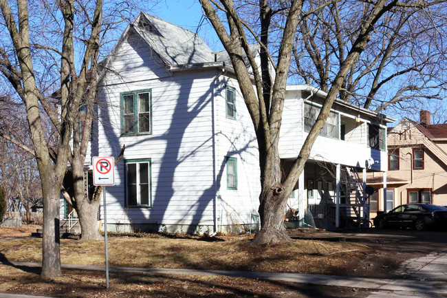 1083 22nd St in Des Moines, IA - Foto de edificio - Building Photo