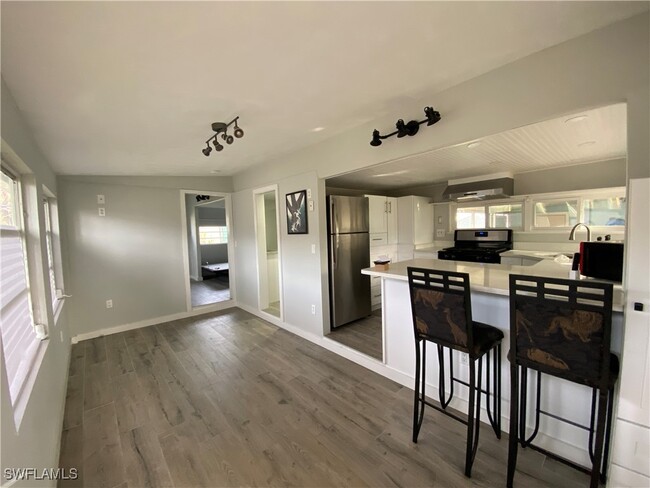 property at 5577 Meadowlark Ln