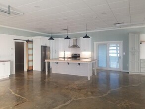 6047 Wayne Memorial Dr in Pikeville, NC - Building Photo - Building Photo