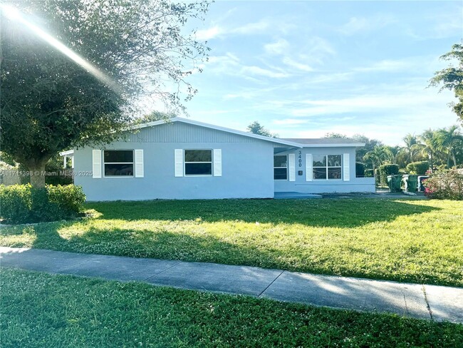 3400 NW 5th Ct in Fort Lauderdale, FL - Building Photo - Building Photo