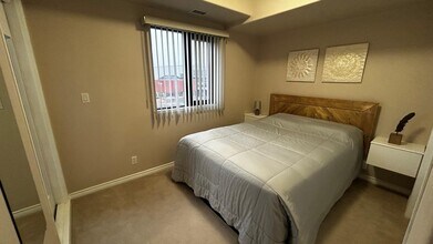 10319 111 St NW in Edmonton, AB - Building Photo - Building Photo