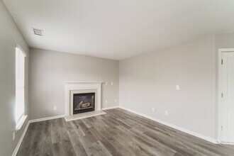 3011 Mallard Forest Dr in Charlotte, NC - Building Photo - Building Photo